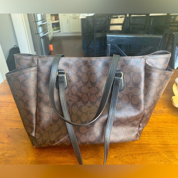 Coach diaper bag - Picture 2 of 4